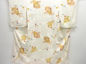 御所車に花模様小紋着物